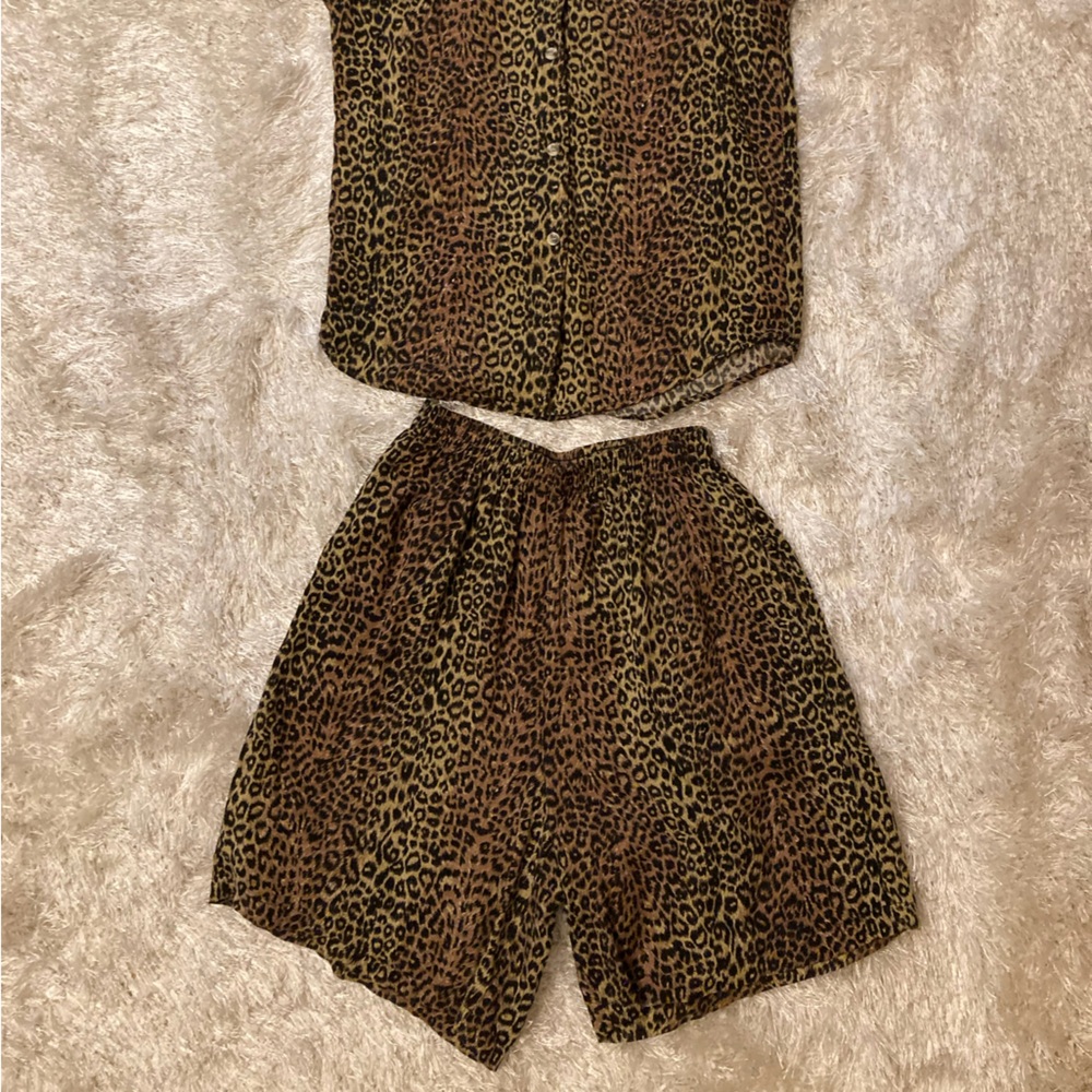 Silk Leopard Print Loungewear Animal Print Sleepwear 2pc Short Set - Picture 2 of 6
